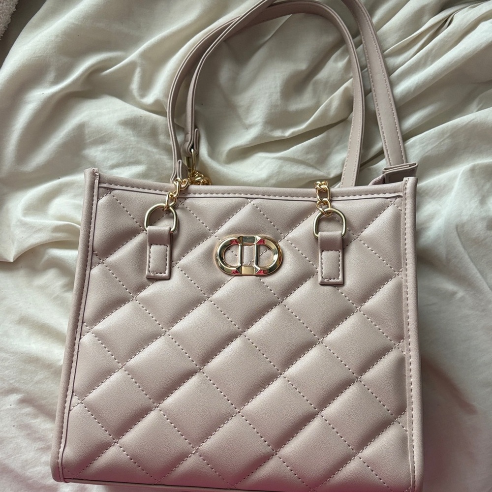 Ardene Quilted Pale Pink Shoulder Bag with Gold Hardware